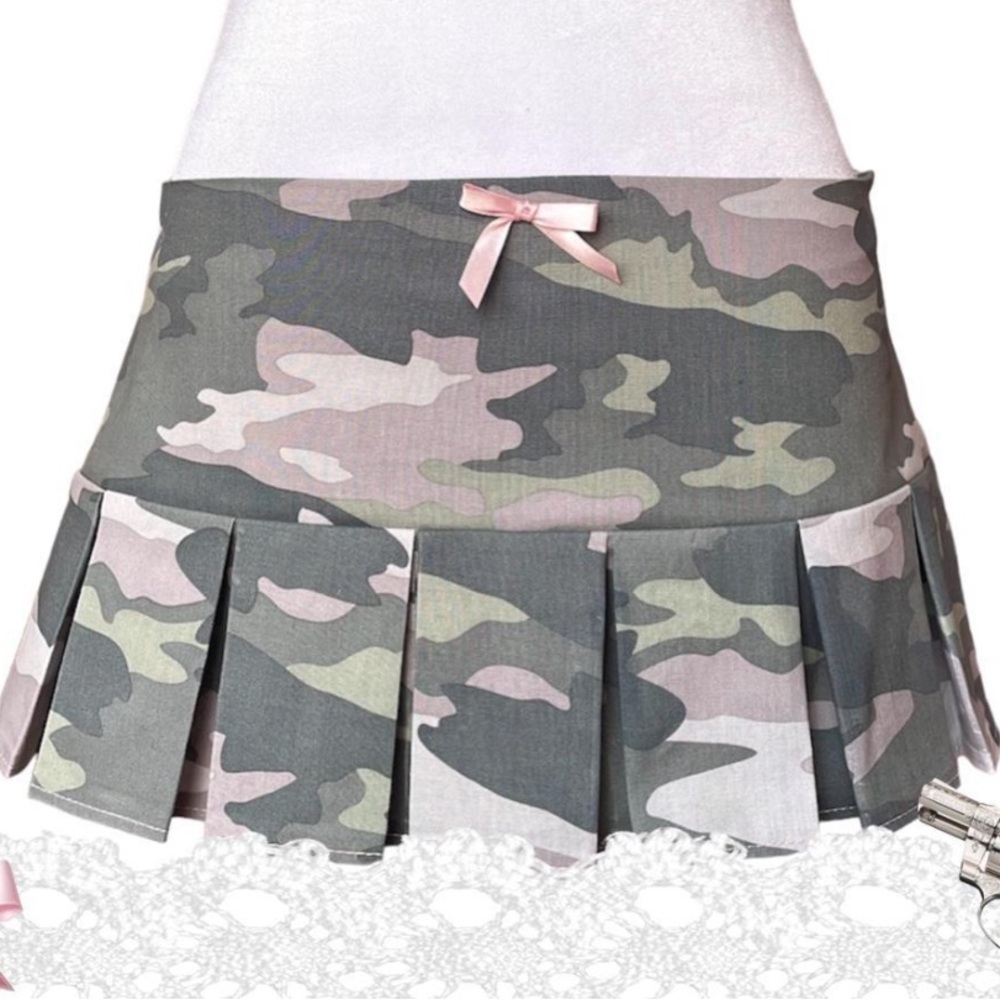 Camouflage Pleated Mini Skirt